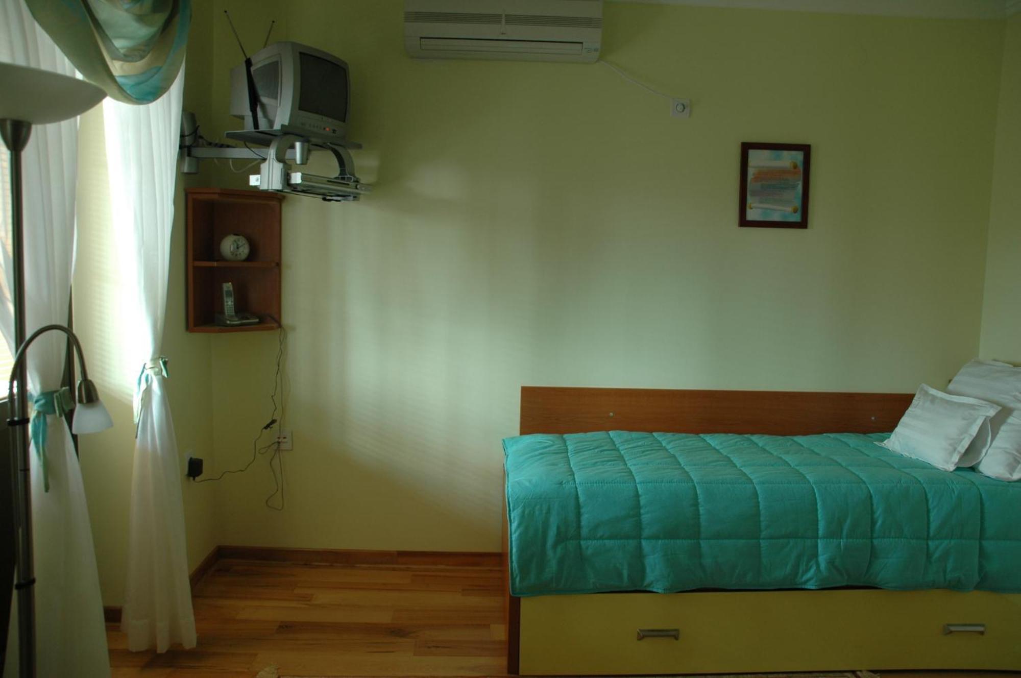 Hotel Tehnograd Kraljevo Luaran gambar